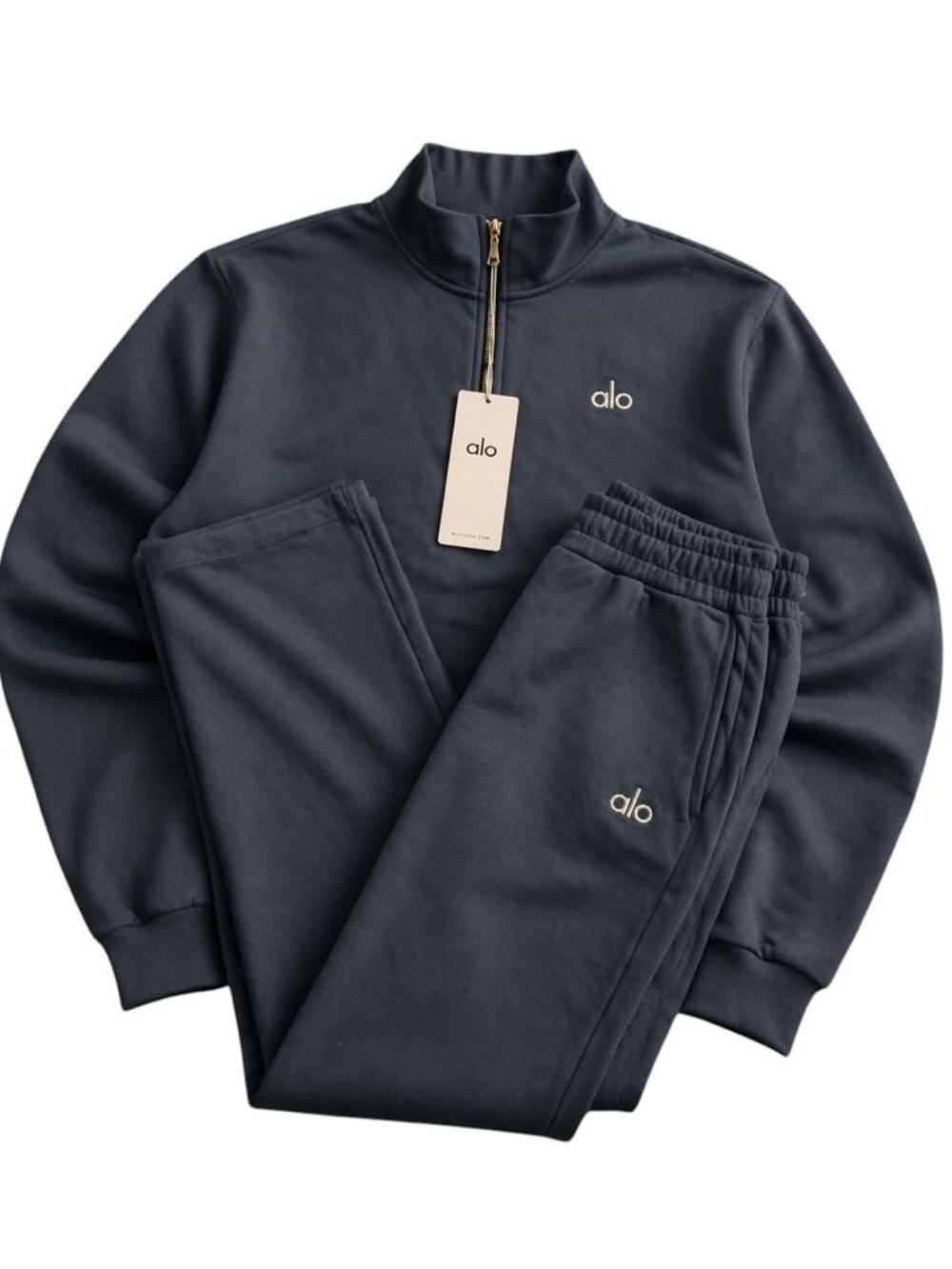ALO Yoga Men's Quarter Zip Sweater and Jogger Set in Navy